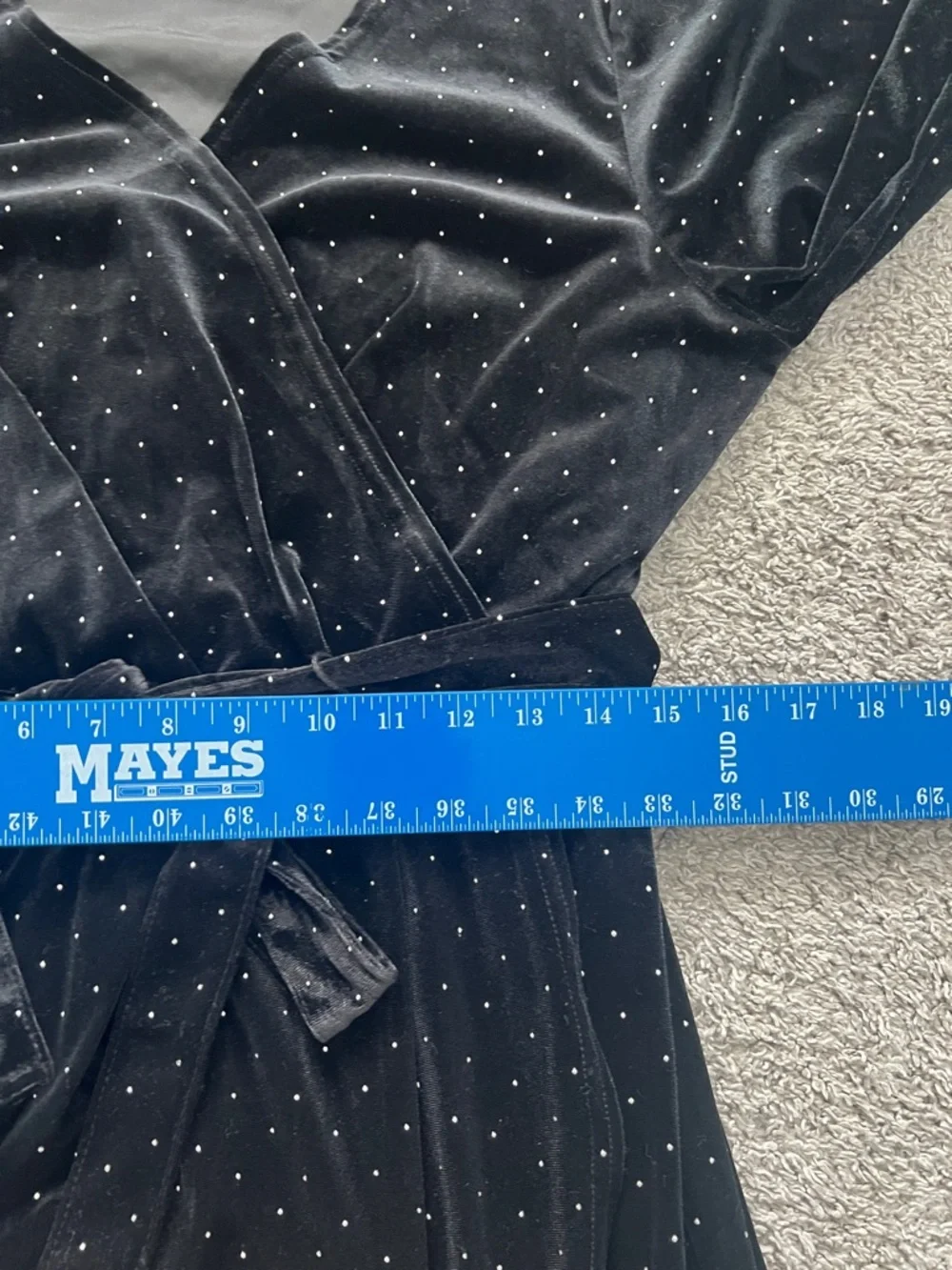 Nine West Faux Wrap Dress Black Velour w/ Tiny Silver Beads & Tie Belt - Size XL - Picture 12 of 12